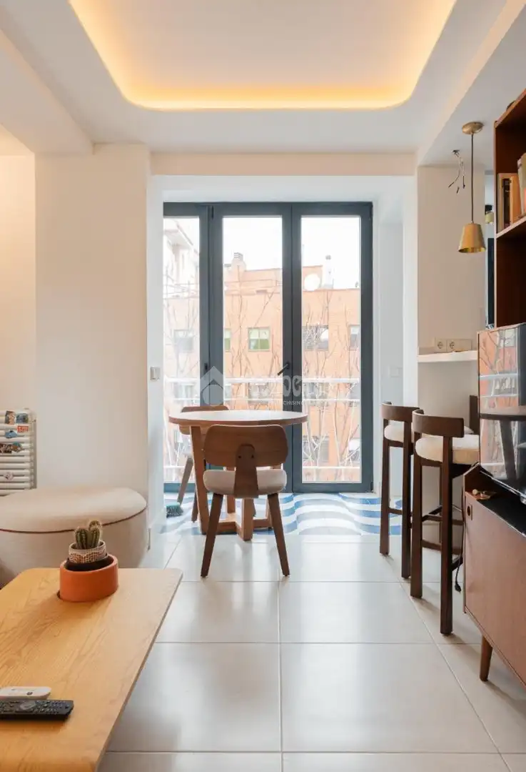 Balcony of Flat for sale in Madrid  with Heating and Parquet flooring