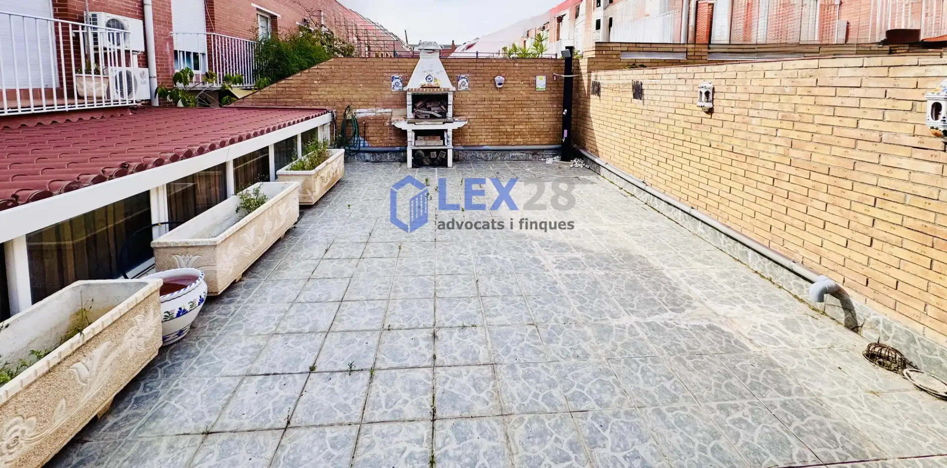 Terraza de Casa adosada en venta en Badalona con Aire acondicionado, Calefacción y Jardín privado