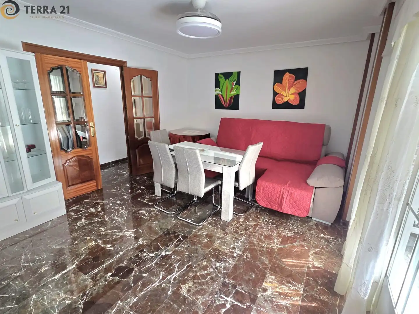 Wohnzimmer von Wohnung zur untervermieten in Jaén mit Klimaanlage, Heizung und Terrasse