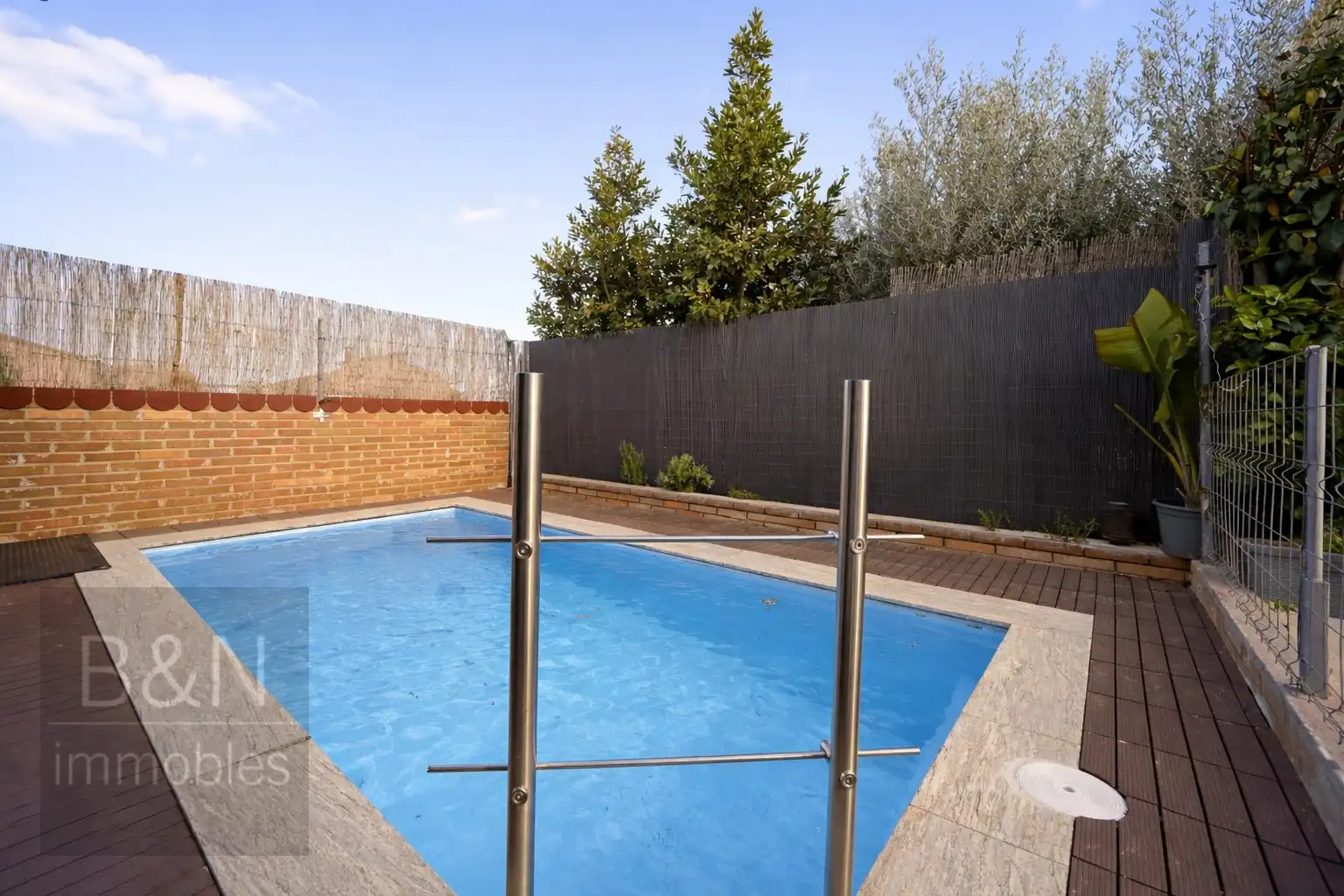 Swimming pool of Houses for sale in Rubí  with Air Conditioner, Heating and Swimming Pool