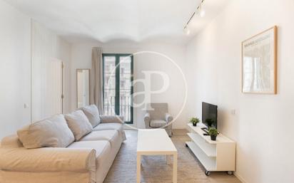 Living room of Flat to rent in  Barcelona Capital  with Air Conditioner, Heating and Furnished