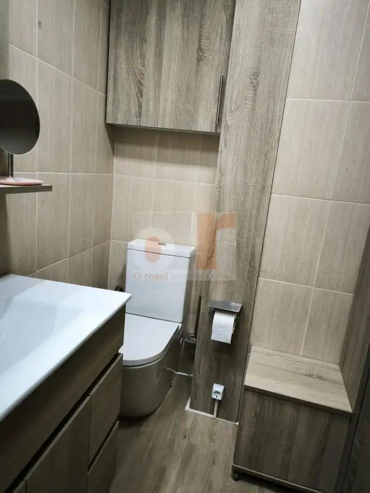 Bathroom of Flat for sale in Moaña  with Heating