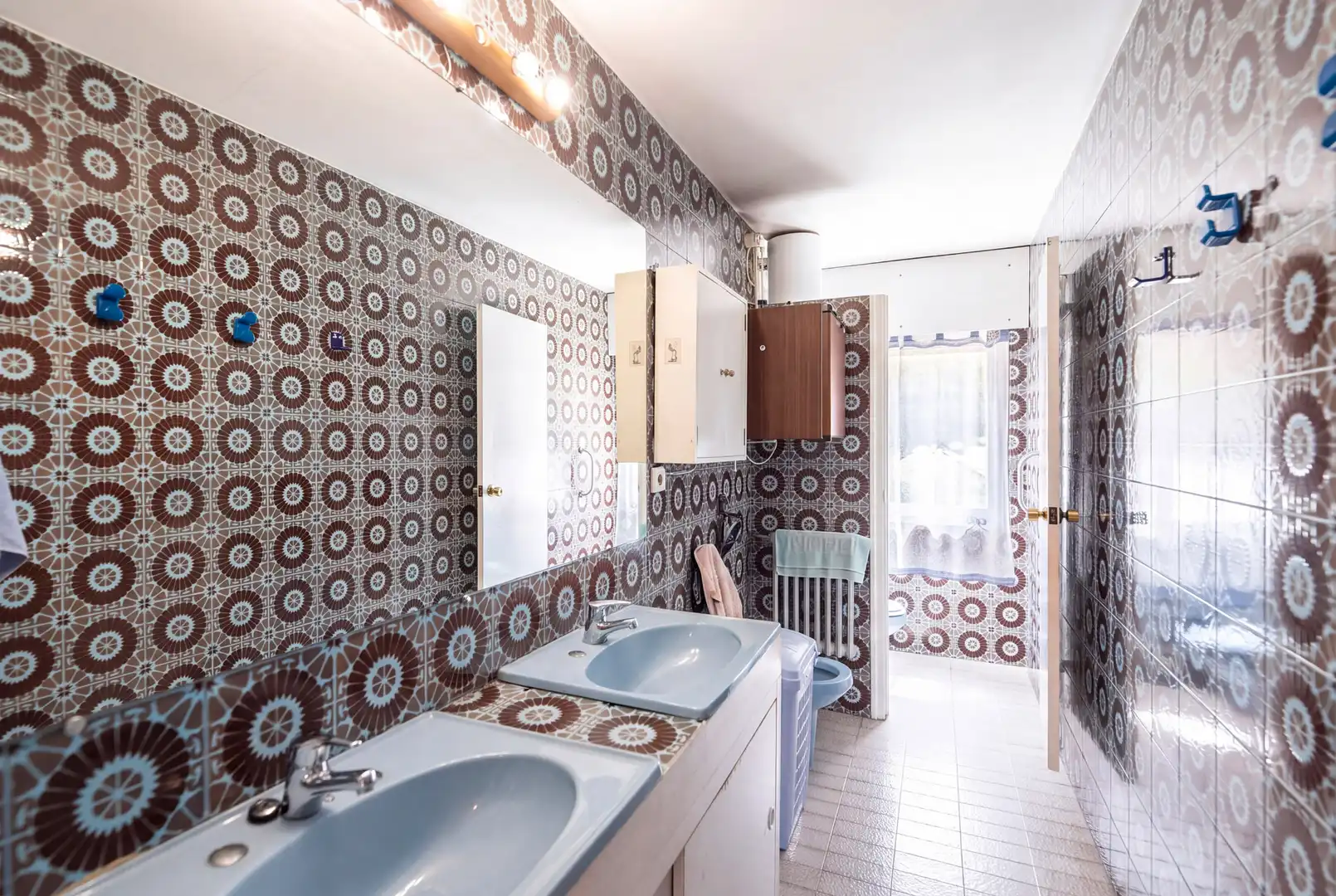 Baño de Casa adosada en venta en Madrid con Calefacción, Jardín privado y Trastero