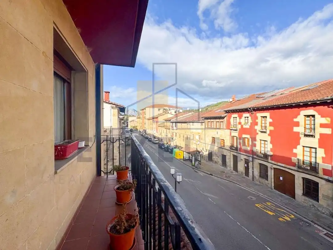 Exterior view of Flat for sale in Elorrio  with Heating, Terrace and Storage room