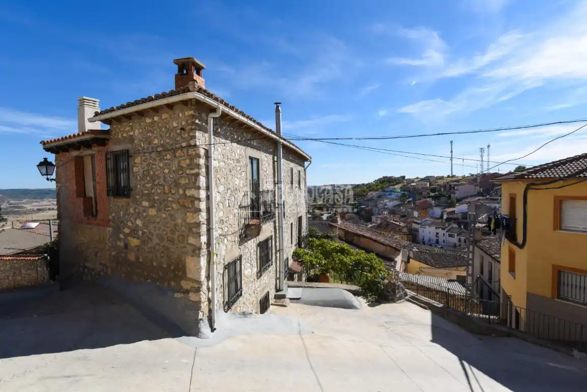Vista exterior de Casa adosada en venta en Horche con Aire acondicionado y Calefacción