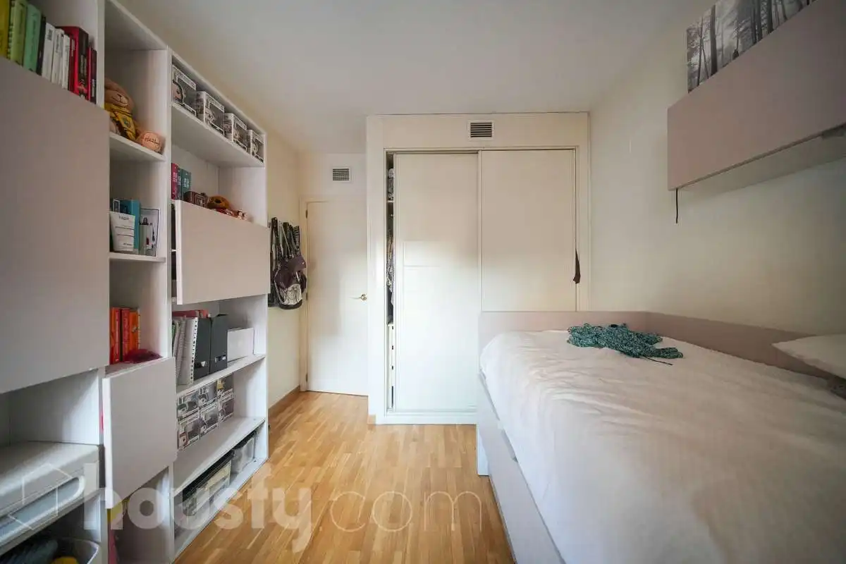 Habitación de Piso en venta en Madrid con Aire acondicionado, Calefacción y Trastero