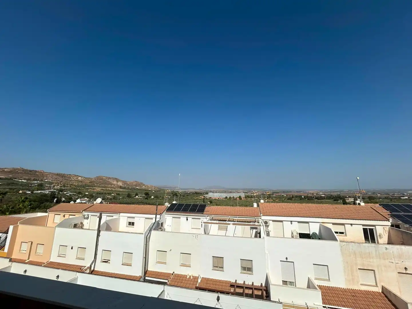 Vista exterior de Casa o xalet en venda en Antequera amb Terrassa, Traster i Balcó