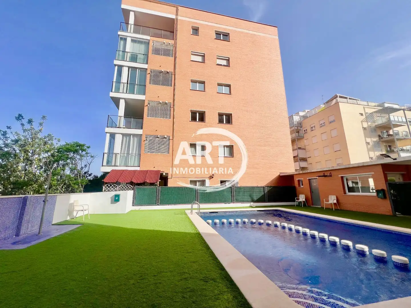 Piscina de Piso en venta en Paterna con Aire acondicionado, Calefacción y Terraza