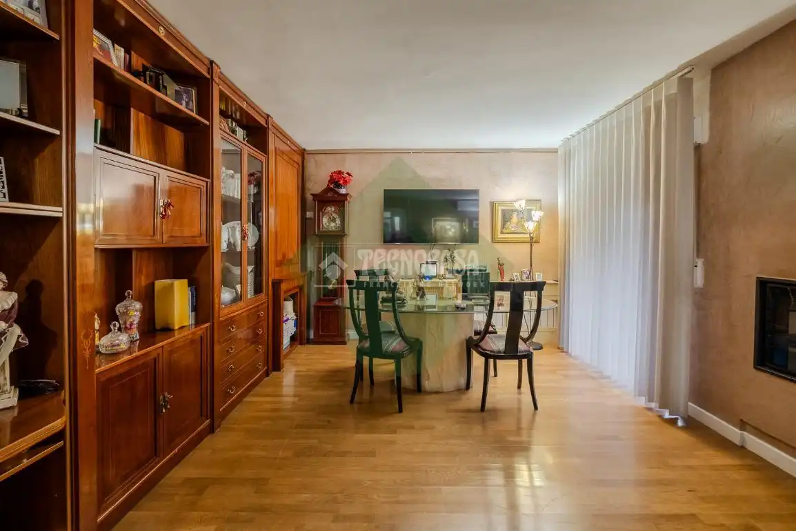 Dining room of Detached homes for sale in Griñón  with Air Conditioner, Heating and Parquet flooring