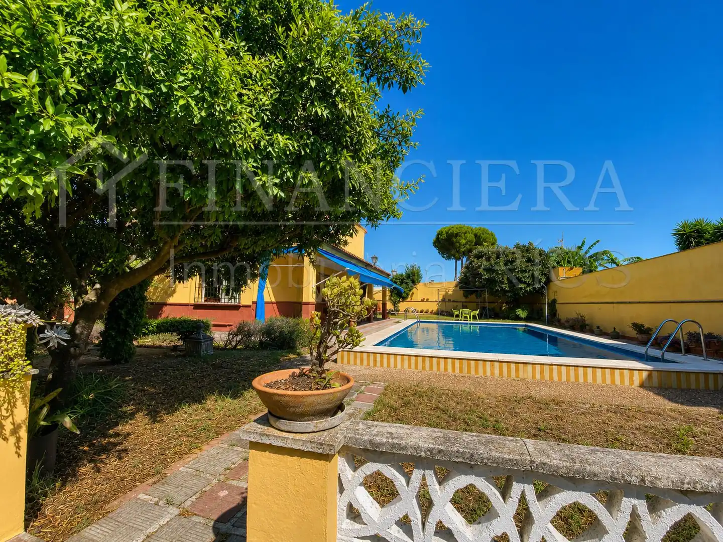 Chalet con piscina en venta en Oromana, imagen 3