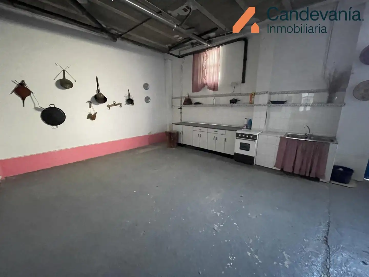 Local comercial de lloguer a Zuera, imagen 2