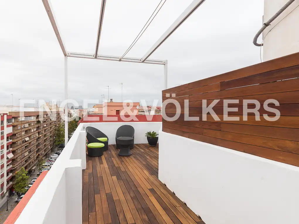 Terrassa de Àtic de lloguer en Valencia amb Aire condicionat, Calefacció i Parquet