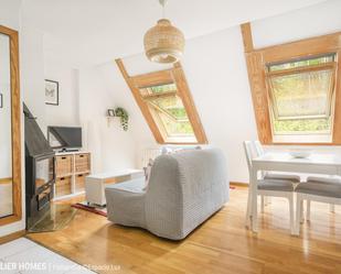 Living room of Attic for sale in Canfranc  with Heating, Private garden and Community pool