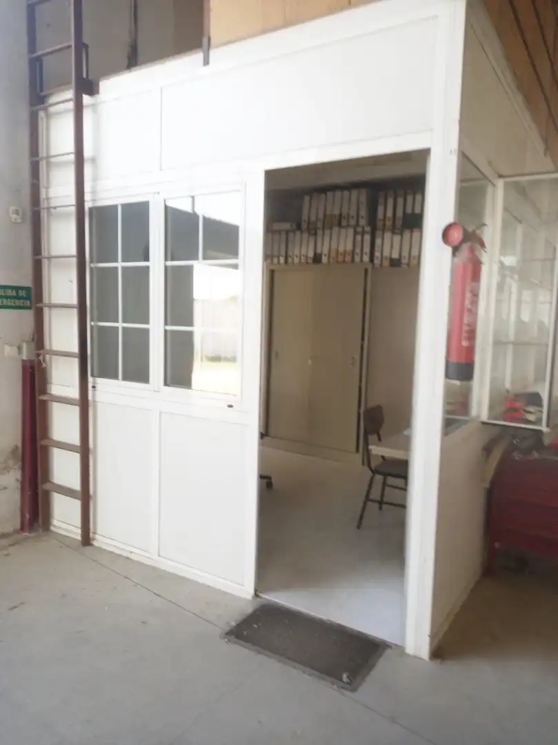 Industrial buildings for sale in Encinas de Abajo