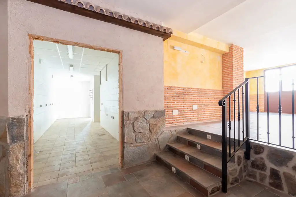 Business premises for sale in C/ Noliva, imagen 18