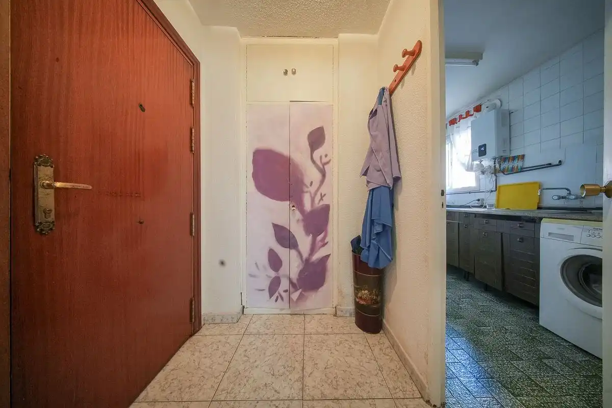 Ground floor for sale in Madrid  with Heating