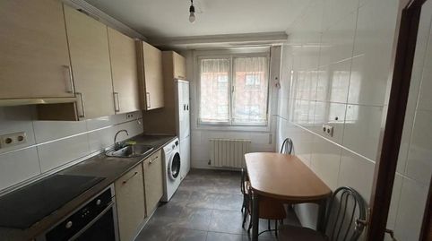 Foto 3 de Piso en venta en Biarritz Kalea, 15, Rekalde Centro, Bilbao