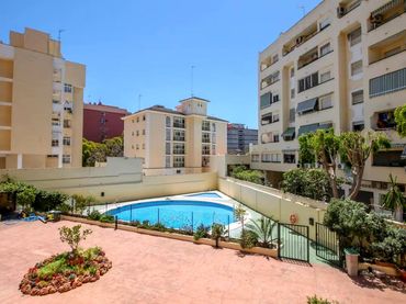 Apartament amb piscina en venda a Calle San Miguel