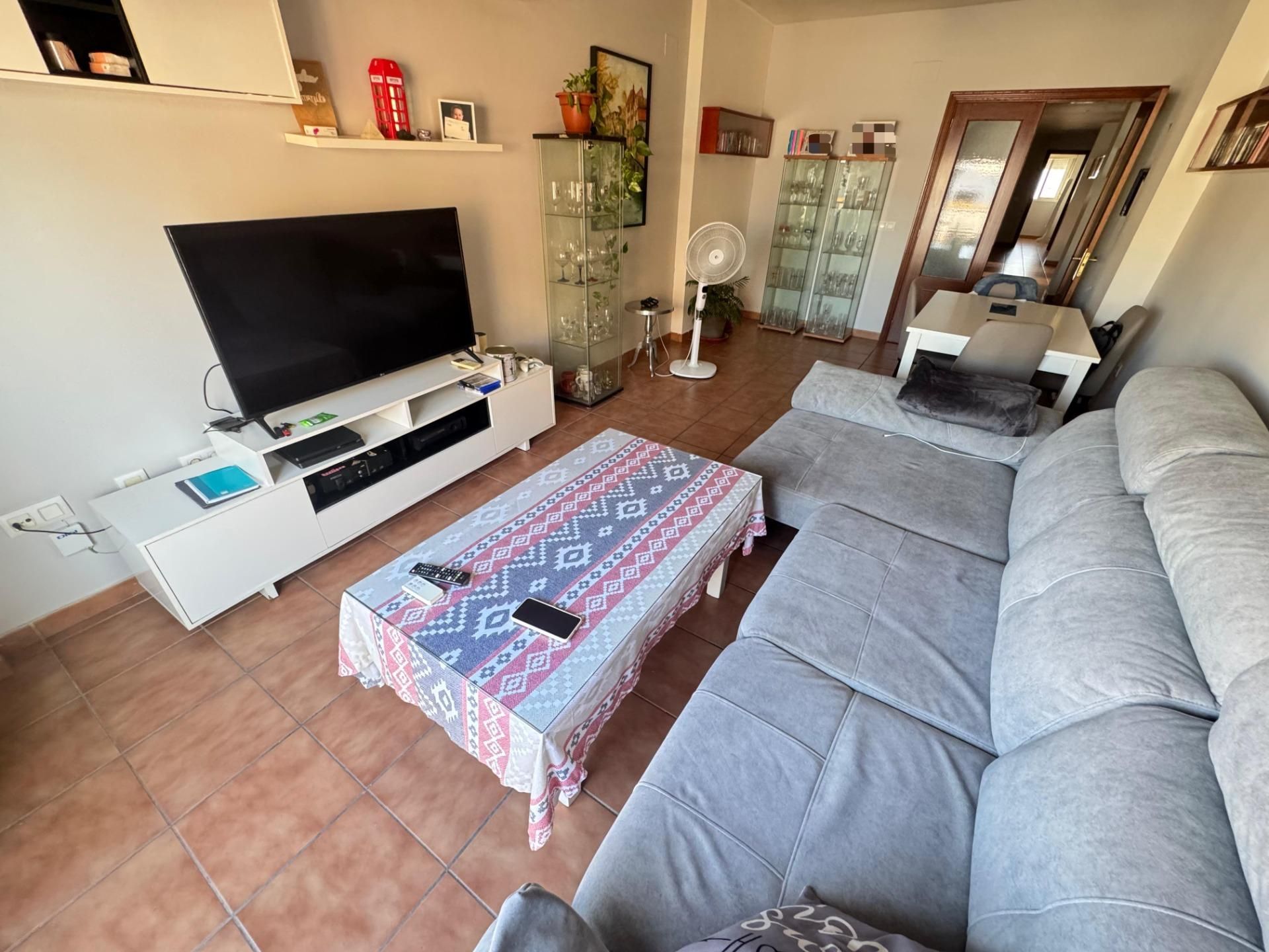 Sala d'estar de Pis en venda en Dos Hermanas amb Aire condicionat, Traster i Balcó