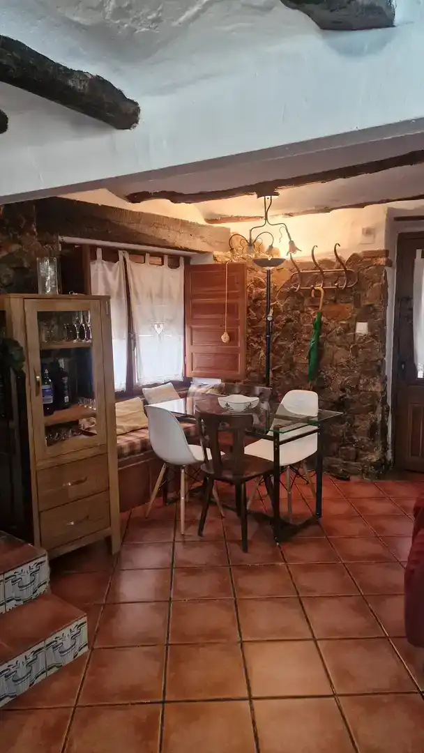 Menjador de Finca rústica en venda en Toràs amb Balcó
