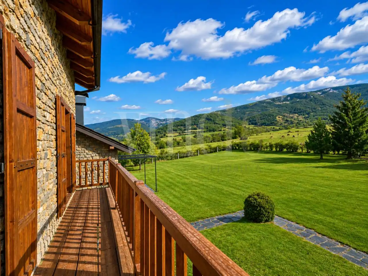 Garden of Detached homes for sale in Puigcerdà  with Heating, Parquet flooring and Terrace