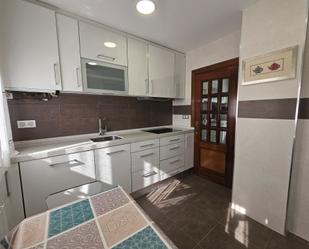 Kitchen of Flat to rent in  Zaragoza Capital