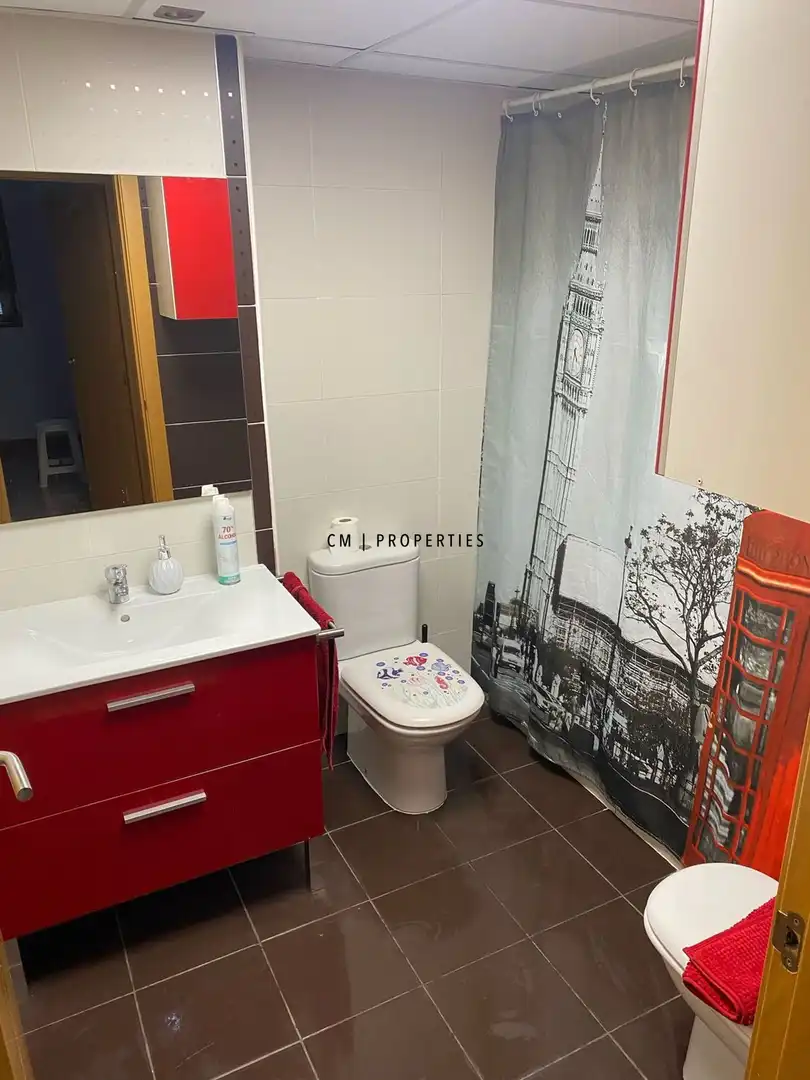 Bathroom of Flat for rent in Torrent  with Air Conditioner, Heating and Parquet flooring