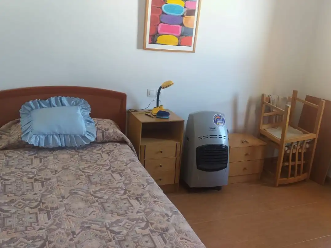 Dormitori de Casa o xalet en venda en Valle de la Serena amb Aire condicionat, Terrassa i Balcó