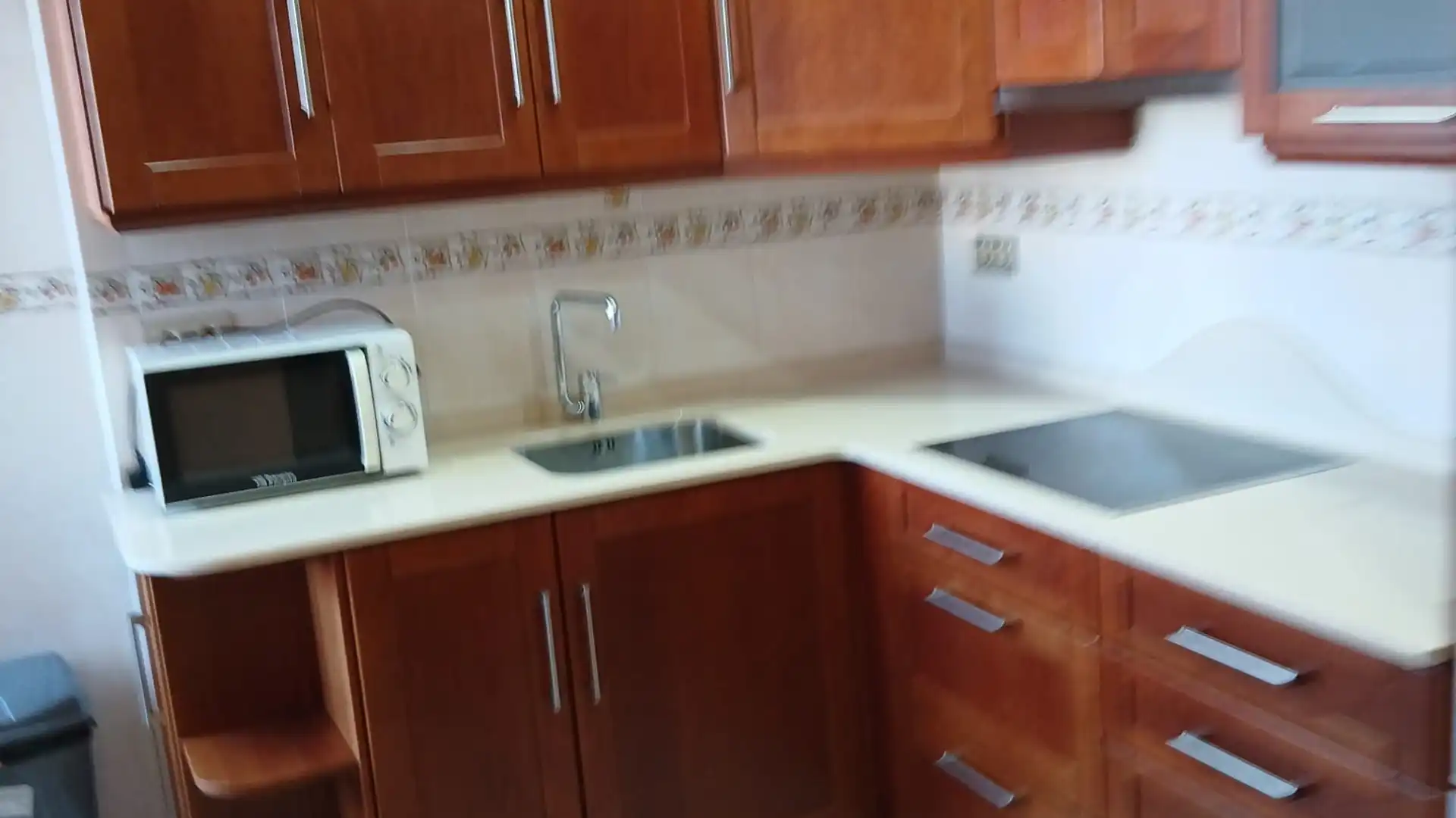 Cuina de Pis de lloguer en Avilés amb Calefacció i Moblat