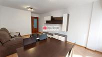 Wohnzimmer von Wohnung miete in Ames mit Heizung, Abstellraum und Möbliert