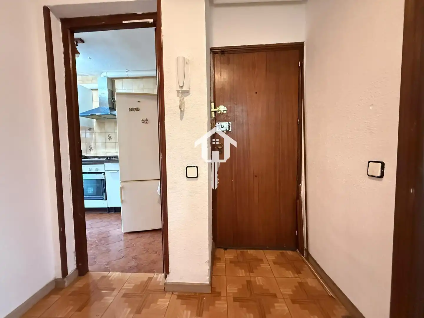 Piso con terraza en venta en Calle BARITONO PACO LATORRE, imagen 2