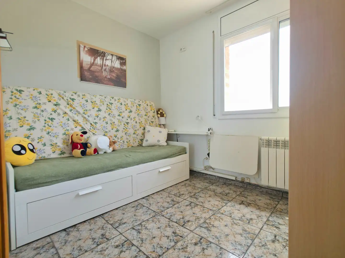 Habitación de Casa o chalet en venta en Sant Vicenç Dels Horts con Aire acondicionado, Calefacción y Jardín privado