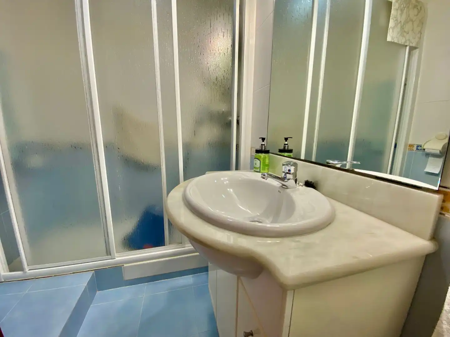 Bany de Pis en venda en Torredembarra amb Aire condicionat, Traster i Piscina comunitària