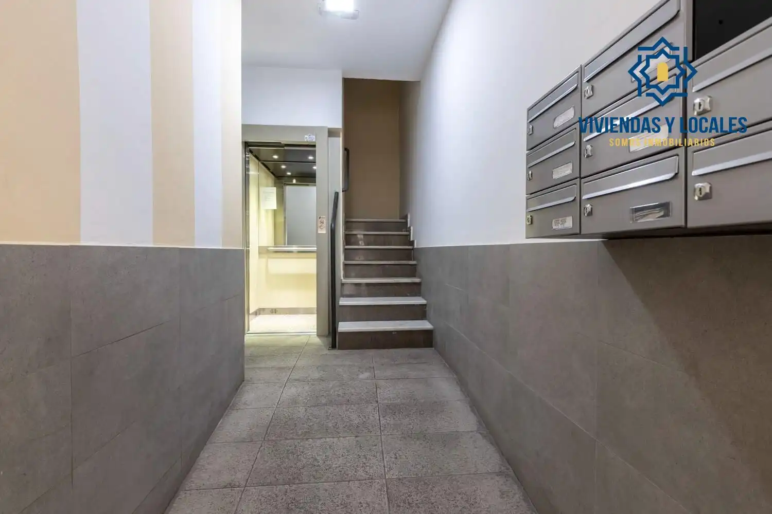 Piso en venta en Granada con Aire acondicionado, Terraza y Balcón