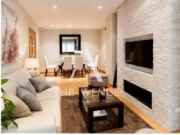 Ground floor for rent in Sector B