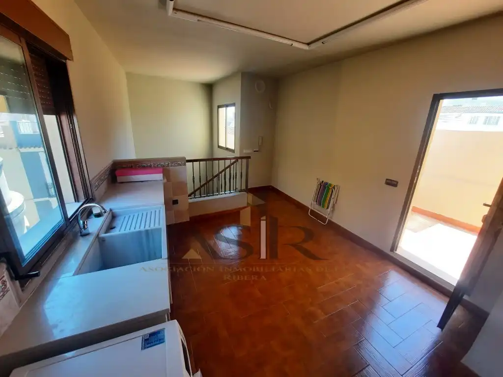 Haus mit Terrasse zur Miete in Casc Urbà, imagen 30