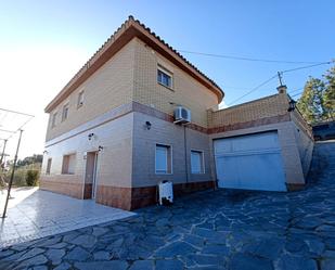 Exterior view of House or chalet for sale in L'Albiol  with Air Conditioner, Private garden and Swimming Pool