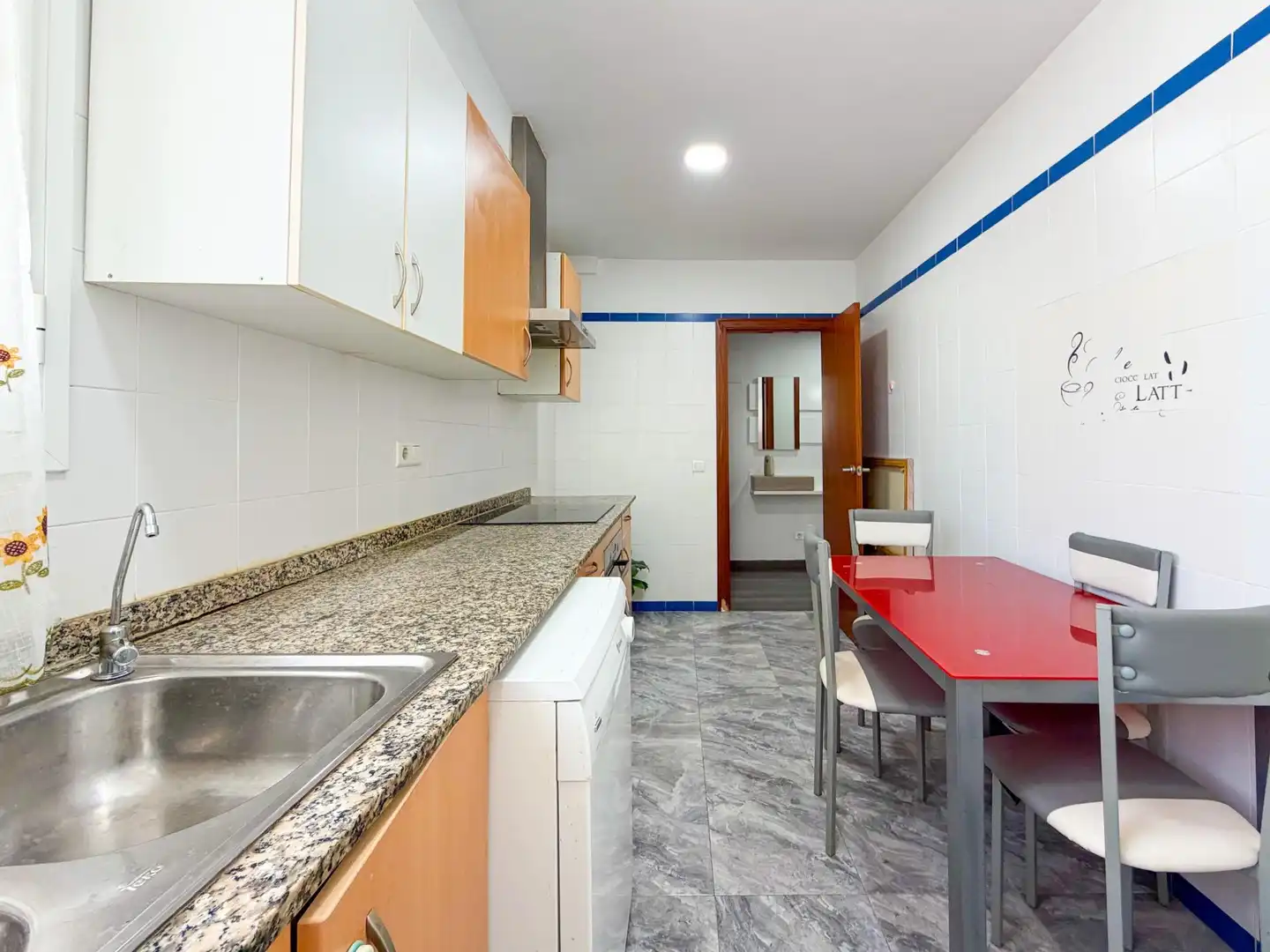 Küche von Wohnung zum Verkauf in Vila-seca mit Parkett