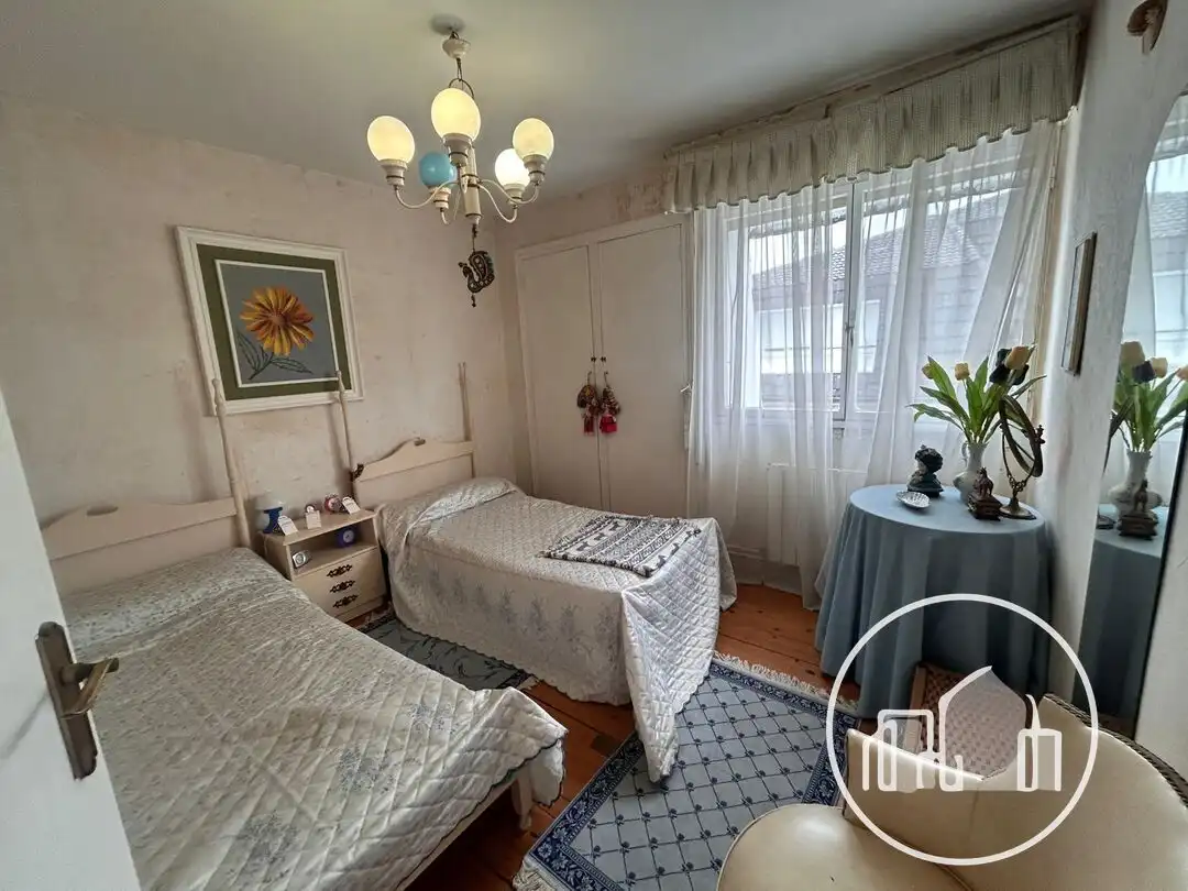 Habitación de Piso en venta en Medina de Pomar con Calefacción y Amueblado