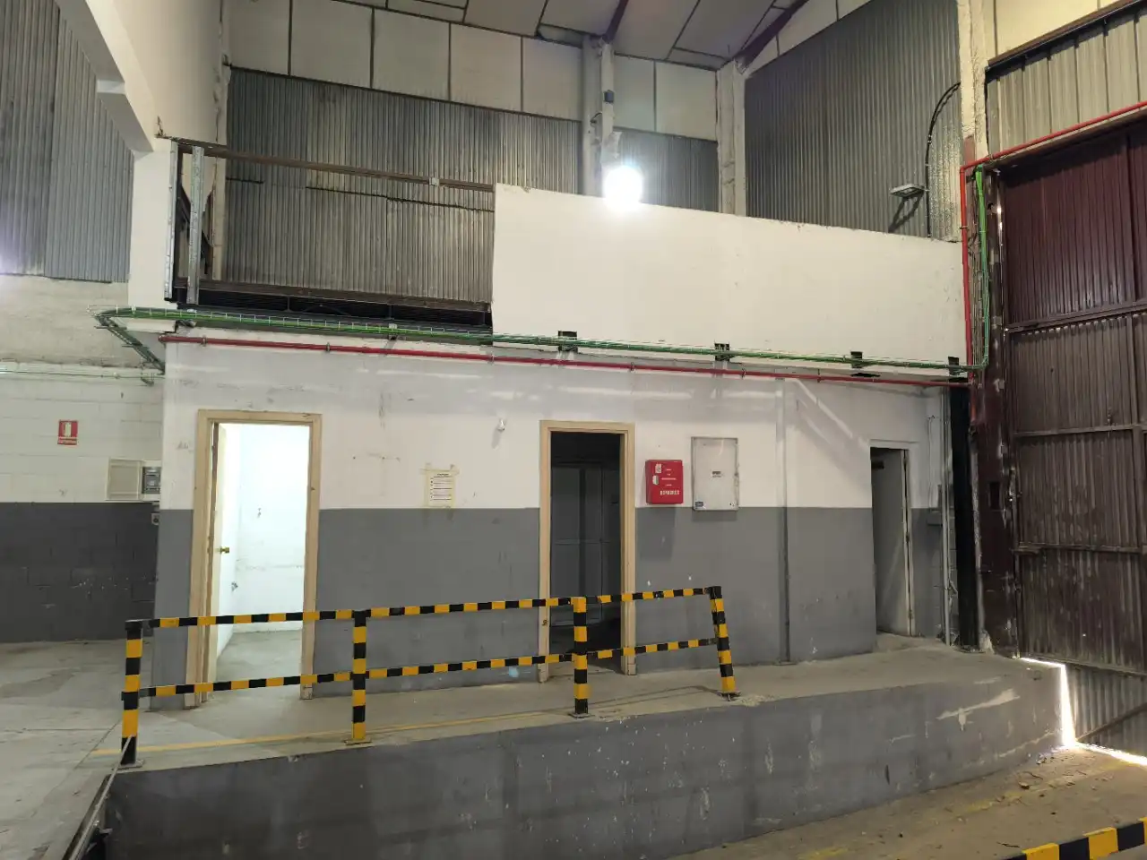 Fabrikhallen zum Verkauf in Sant Boi de Llobregat