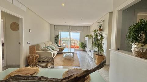 Foto 2 de Pis en venda a Timón, Zona Centro Comercial Torrequebrada, Málaga