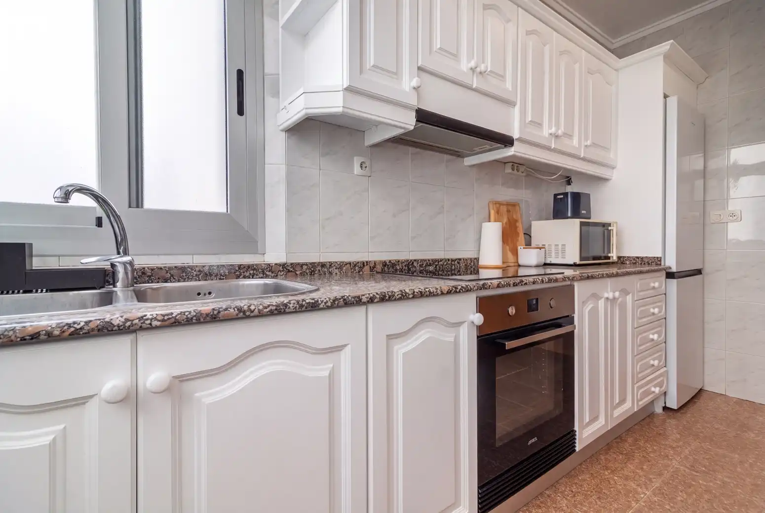 Kitchen of Flat for sale in Sagunto / Sagunt  with Air Conditioner, Heating and Storage room