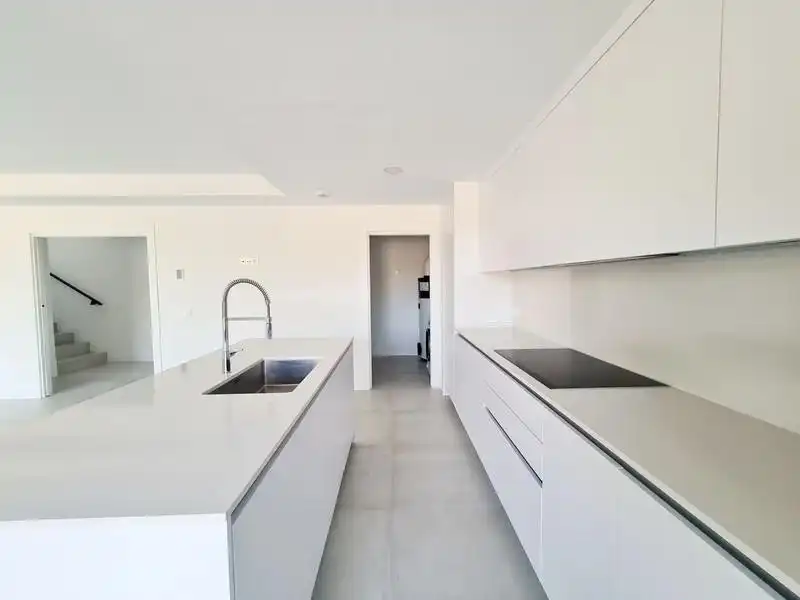Reihenhaus mit Terrasse zur Miete in El Faro de Calaburra - Chaparral, imagen 5