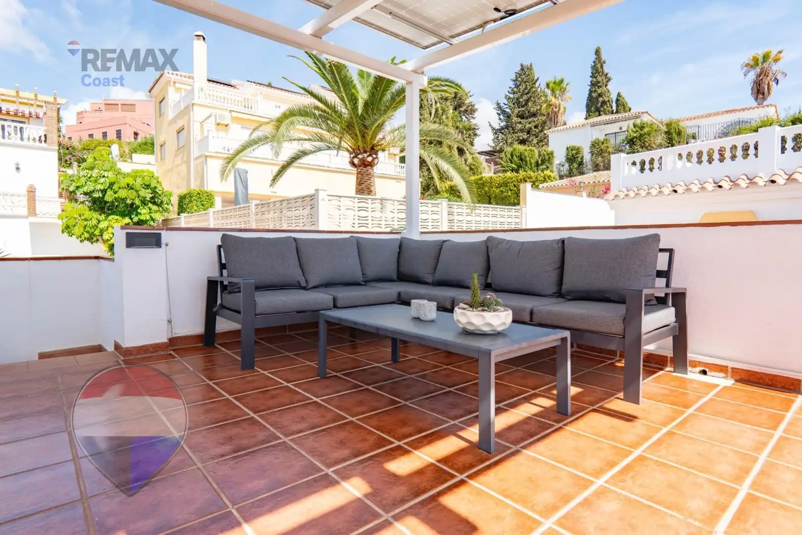 Terrassa de Casa o xalet en venda en Benajarafe