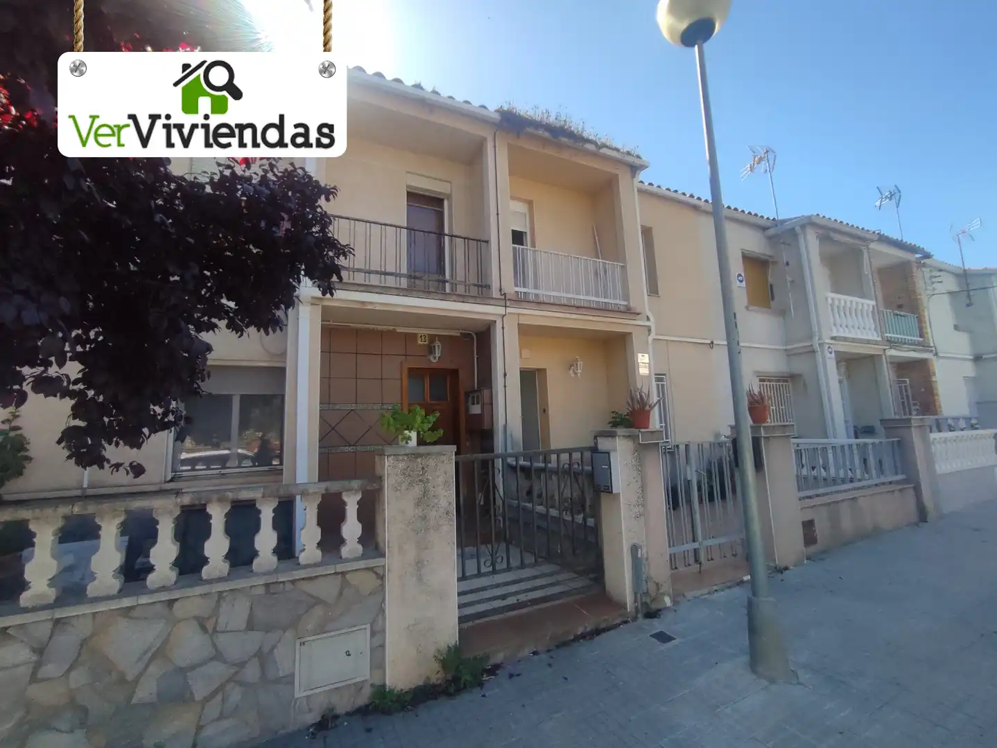 Vista exterior de Casa adosada en venda en Piera amb Jardí privat, Terrassa i Balcó