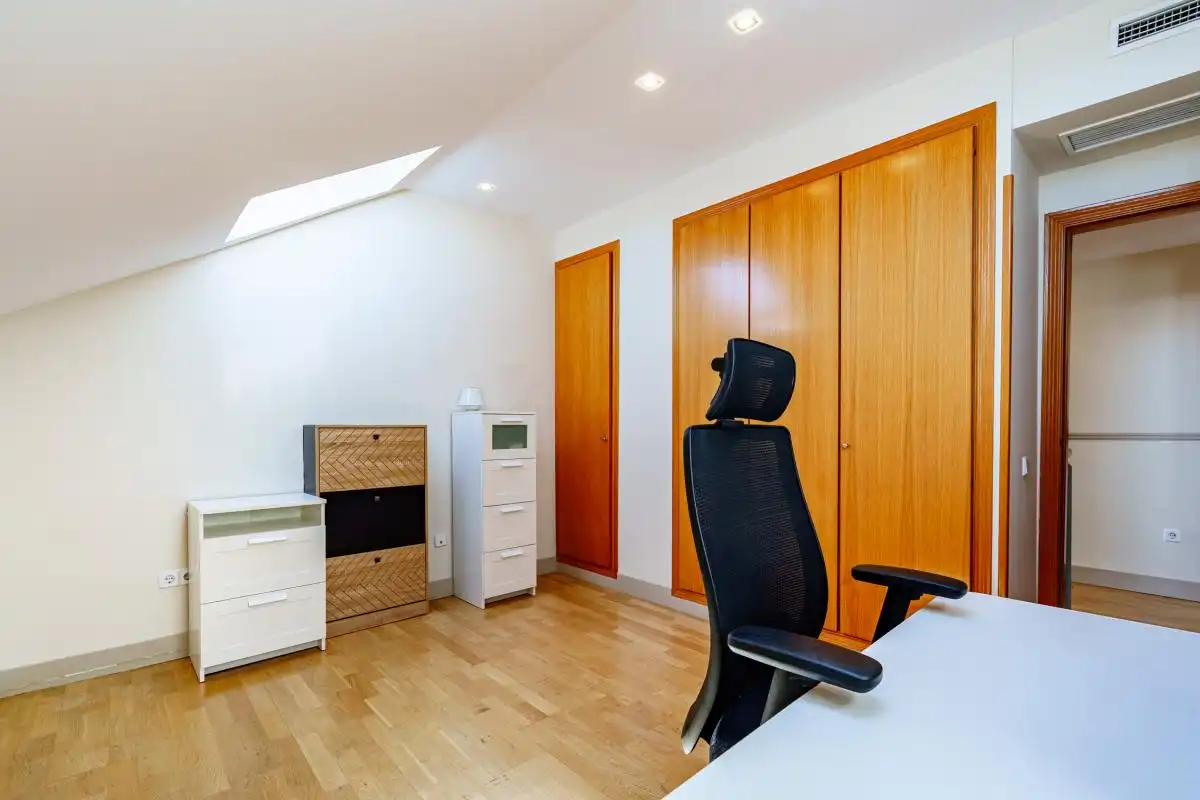 Ático en venta en Pozuelo de Alarcón con Aire acondicionado, Calefacción y Jardín privado