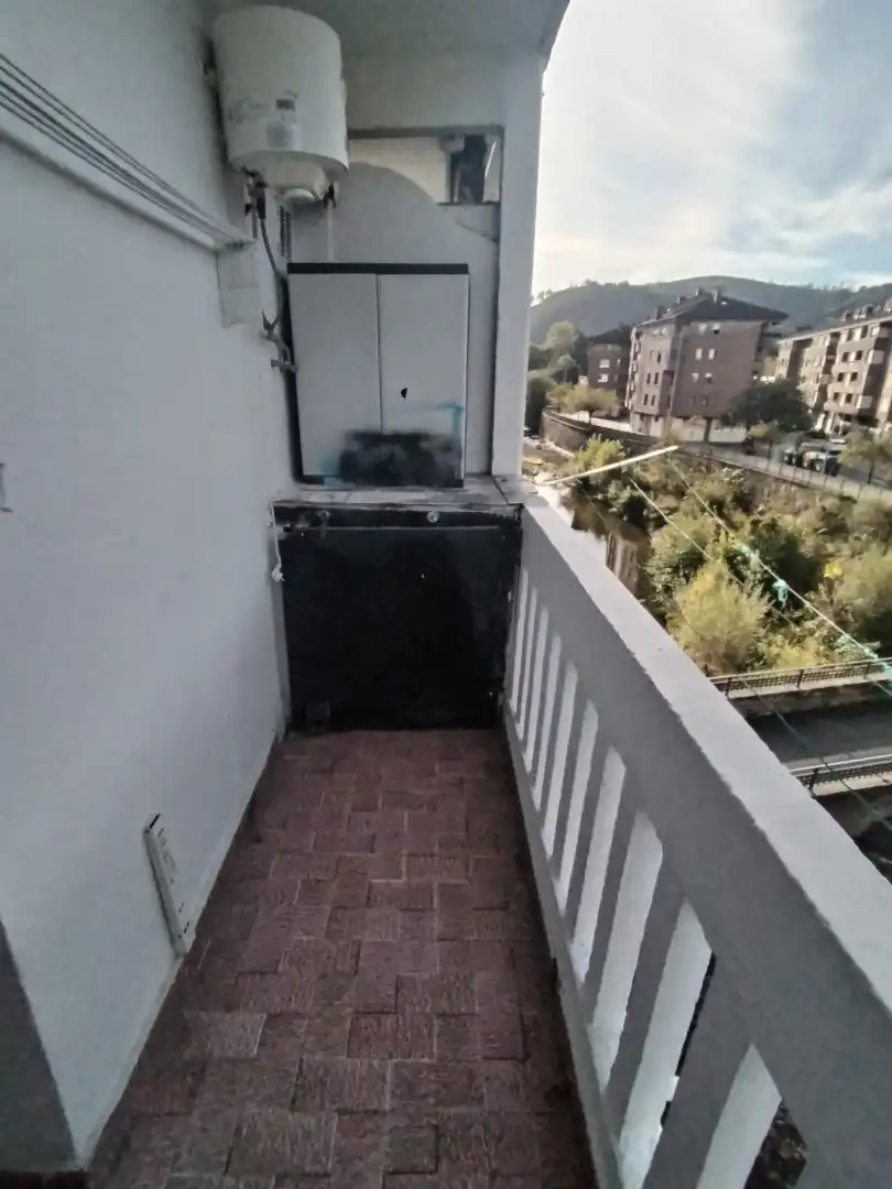 Terraza de Piso en venta en Azkoitia con Amueblado, Horno y Lavadora