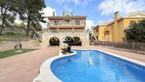 Swimming pool of House or chalet for sale in Canyelles  with Air Conditioner, Heating and Terrace