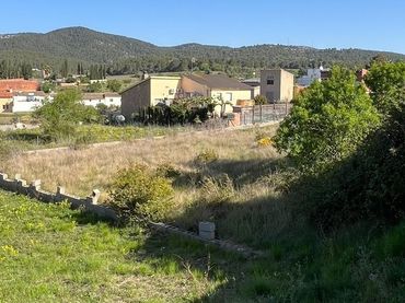 Terreno residencial en venta en Carrer Frederica Montseny 3
