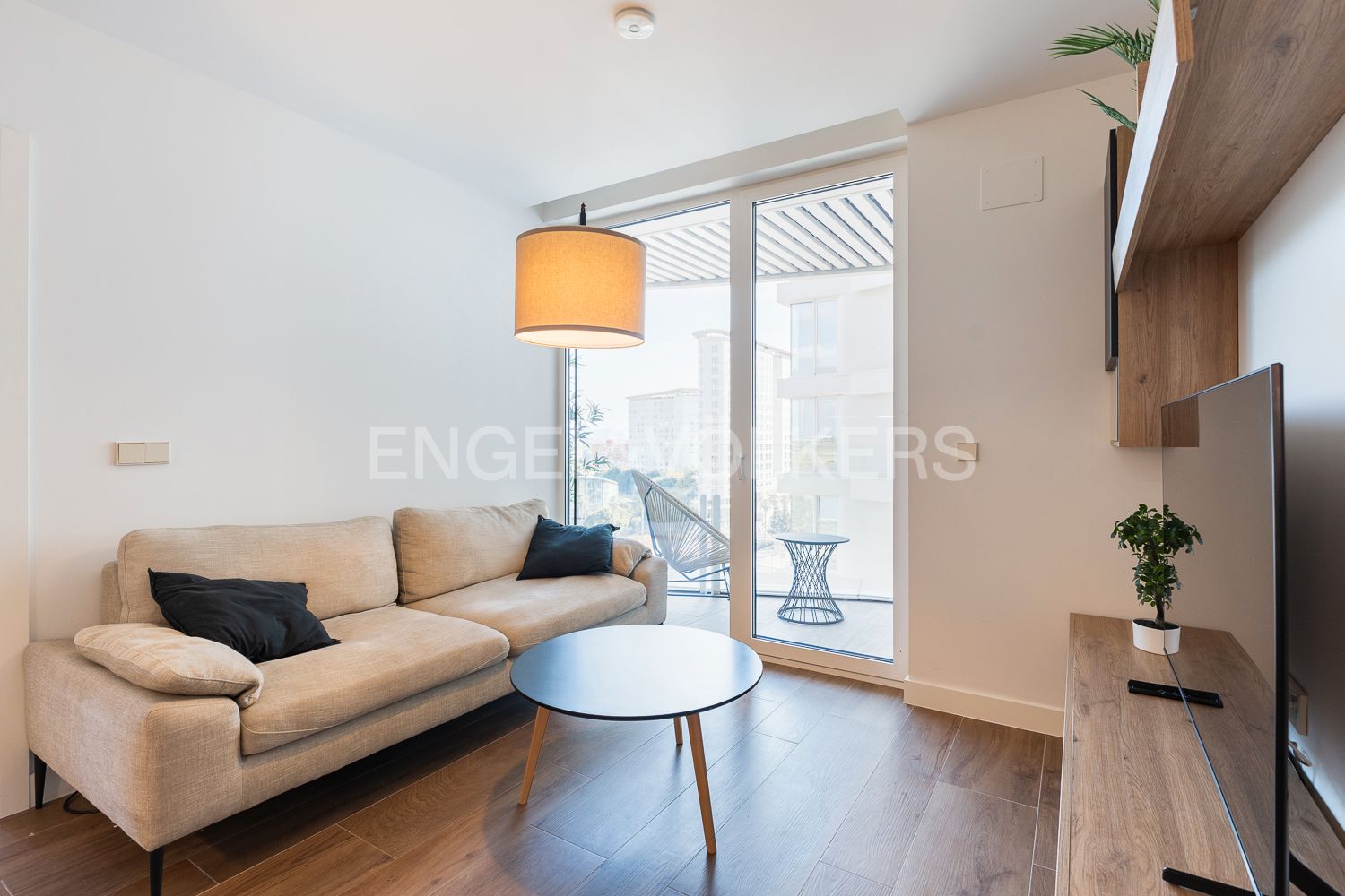 Apartament de lloguer a Avinguda de les Corts Valencianes, Sant Pau